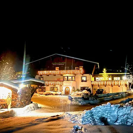 W7 Haus Ganghofer Daire Leutasch